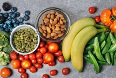 4 Foods Good for the Patients With Vitiligo on Chest