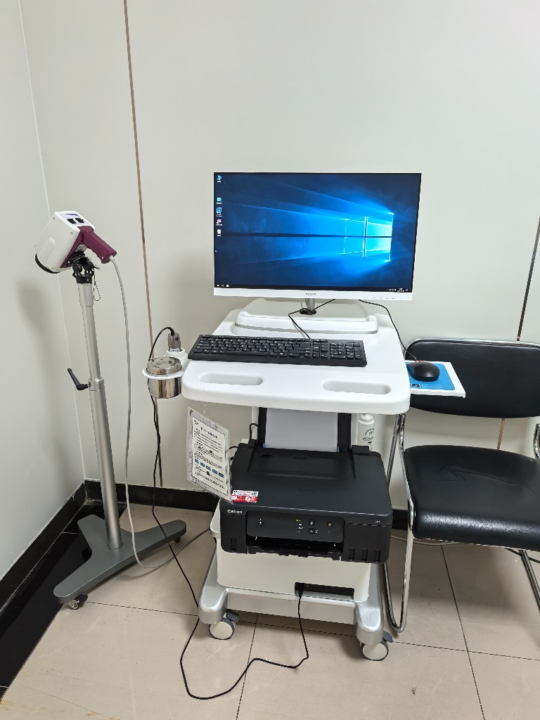 Dermoscopy examination workstation